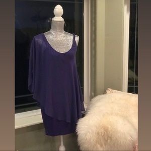 Bebe causal coverlet dress.